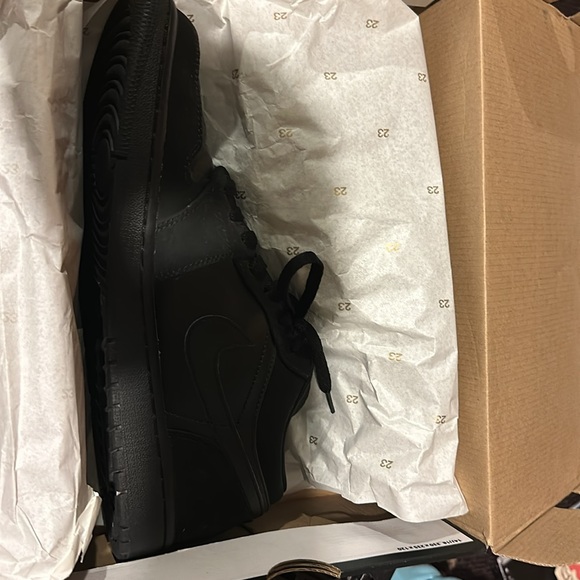 Air Jordan retro 1 low BLACK OUT - Picture 8 of 8